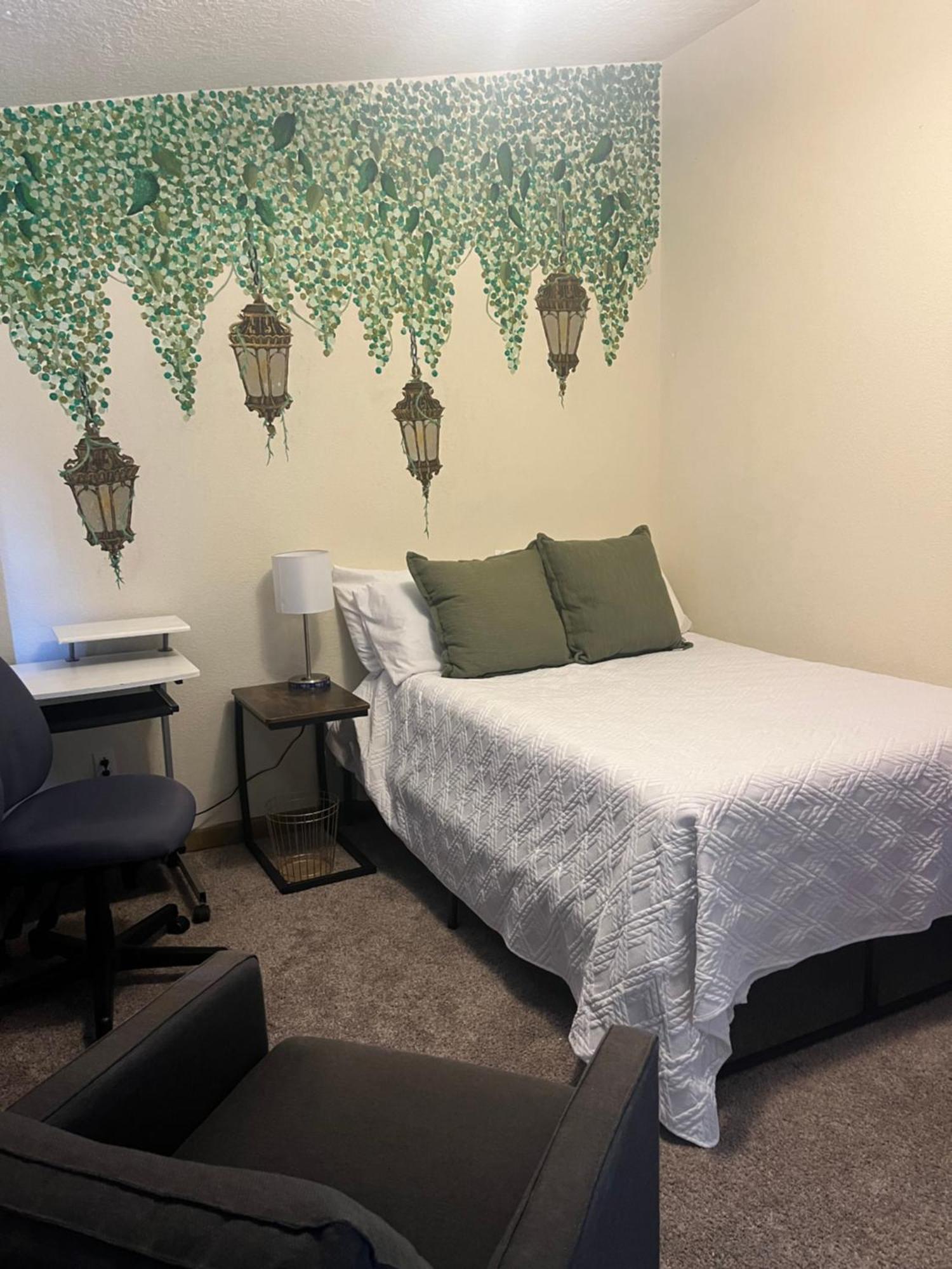 Paradise Oasis Near Lake *Full Body Massage Chair* لونغفيو المظهر الخارجي الصورة